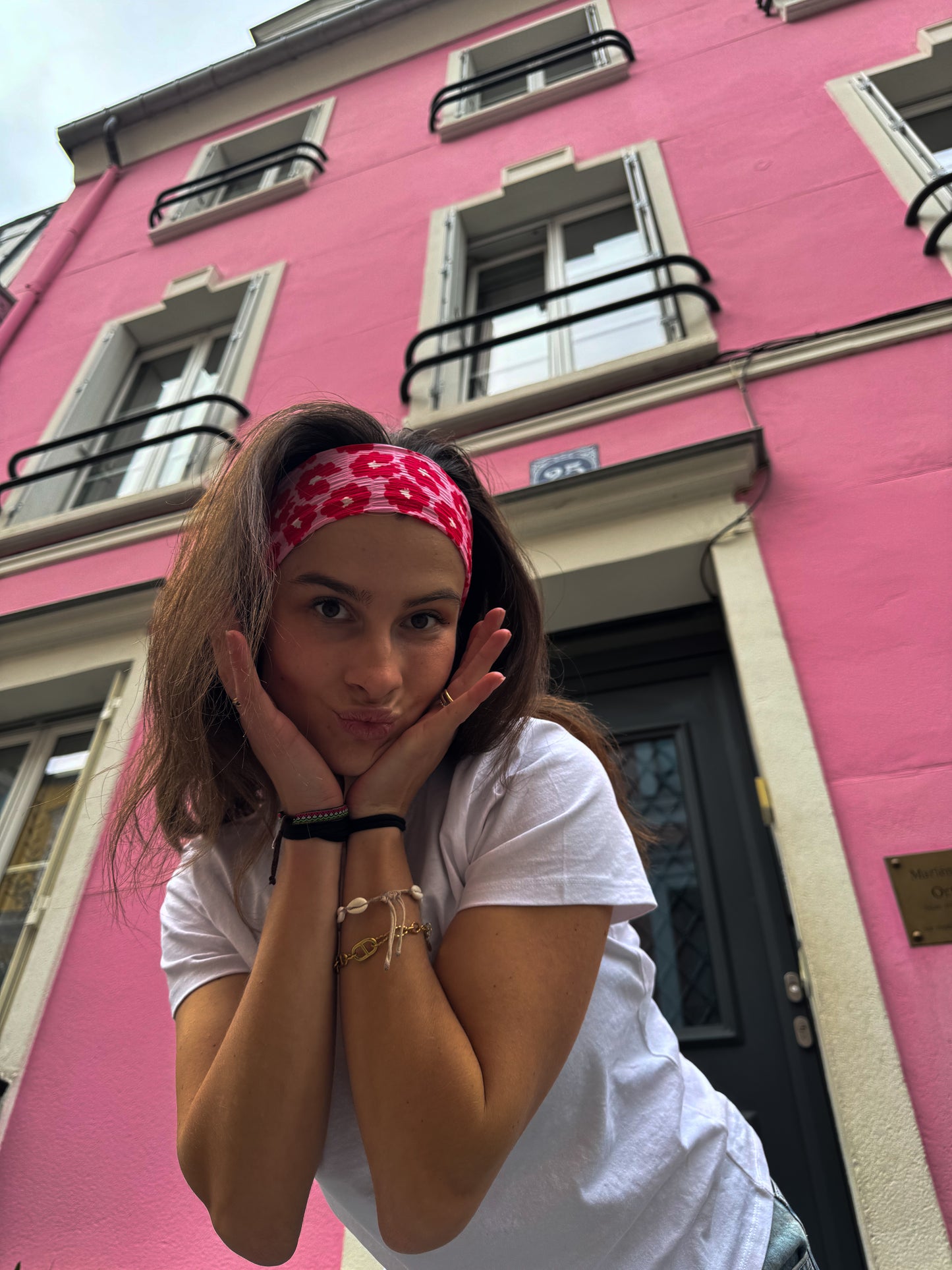 Ava
